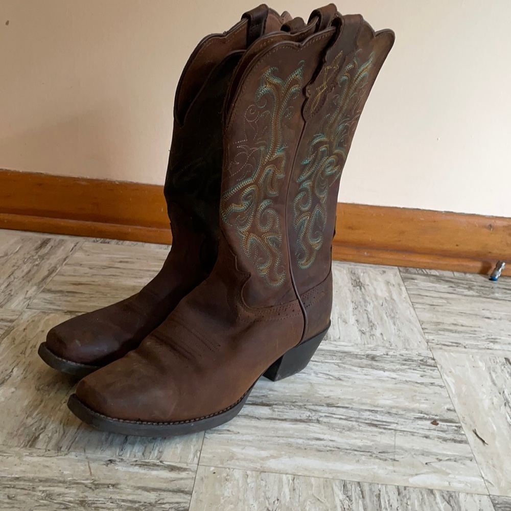 Women’s western boots